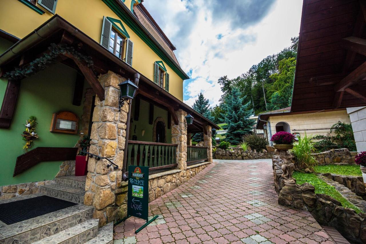 Lovecky Zamecek Buchlovice Exterior photo
